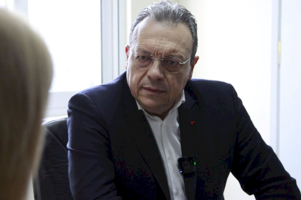 Απίστευτη υποκρισία: ο Φάμελλος θέλει… δημόσια τη ΔΕΗ που είχαν βάλει στα πωλητήρια του ΤΑΙΠΕΔ