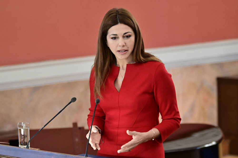 Σοφία Ζαχαράκη: Μεγάλη επένδυση στα πανεπιστημιακά νοσοκομεία - Πώς αναβαθμίζονται Αρεταίειο και Αιγινήτειο