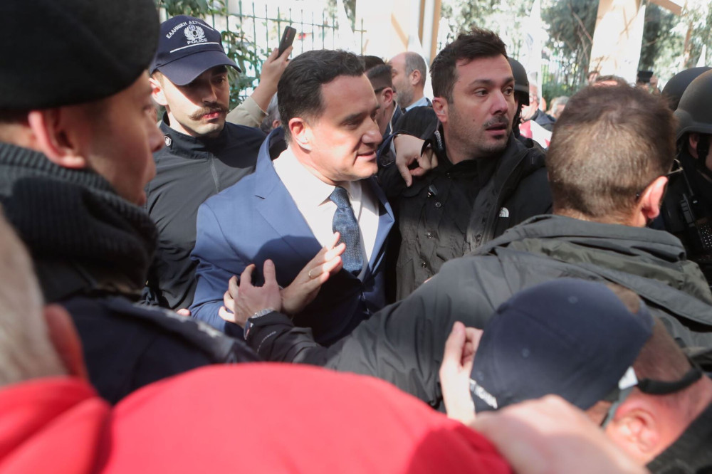 Η ΑΝΤΑΡΣΥΑ, το ΠΑΣΟΚ και οι «φορείς» της… γειτονιάς