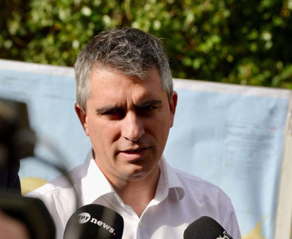 Χρίστος Δήμας στον Αλμυρό: Έως το καλοκαίρι θα έχουν αποκατασταθεί οι υποδομές στη Θεσσαλία