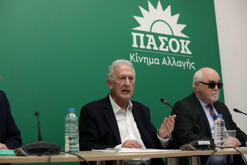 ΠΑΣΟΚ: αυτό θα πει… διεύρυνση - Με παλιά υλικά και «επαναπατρισμούς»