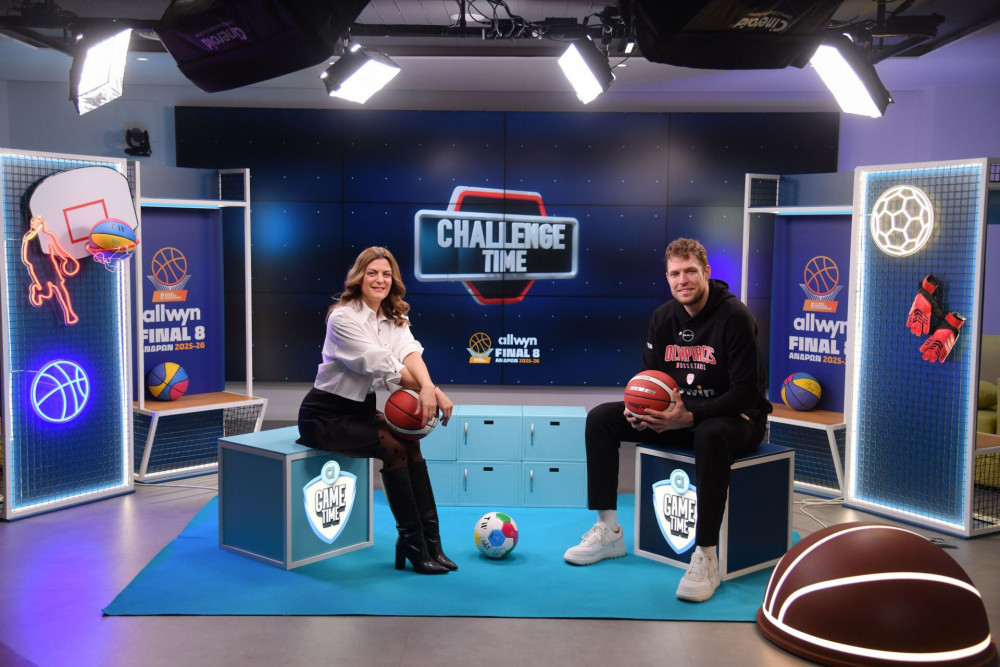 O Σάσα Βεζένκοφ στο Allwyn Game Time: ποιο τραγούδι που αφιερώνει στον Ολυμπιακό