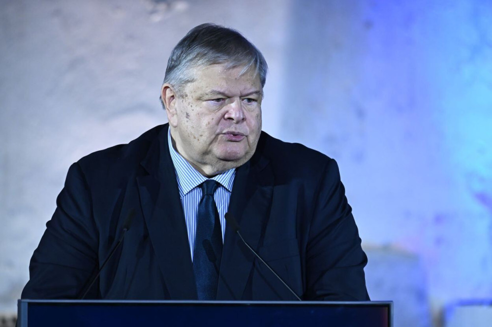 Στη γραμμή της τοξικής αντιπολίτευσης ο Ευάγγελος Βενιζέλος
