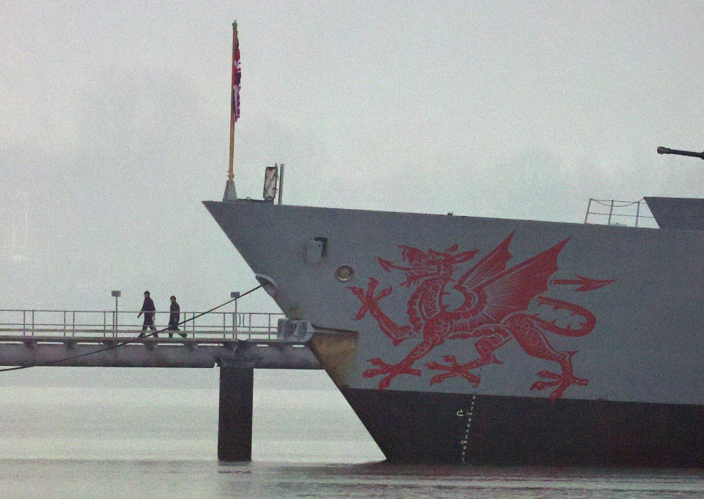 Το βρετανικό πολεμικό πλοίο HMS Dragon αναχώρησε από το Πόρτσμουθ με προορισμό την Κύπρο (video)
