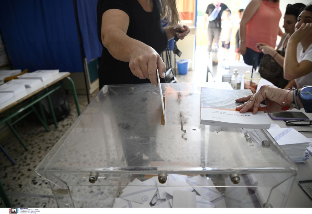 Οι δημοσκοπήσεις και η πανικόβλητη «συμμαχία της μιζέριας»