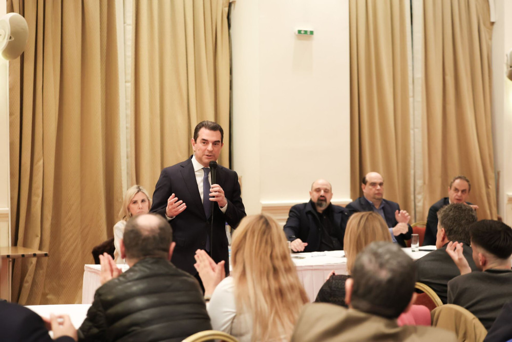Στον Βόλο ο Κώστας Σκρέκας: Εδώ χτυπά η καρδιά της παραγωγικής Ελλάδας
