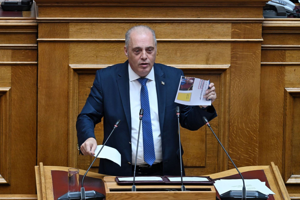 Ζαχαρός: αφωνία της ΕΣΗΕΑ για την επίθεση Βελόπουλου στο Μανιφέστο (video)