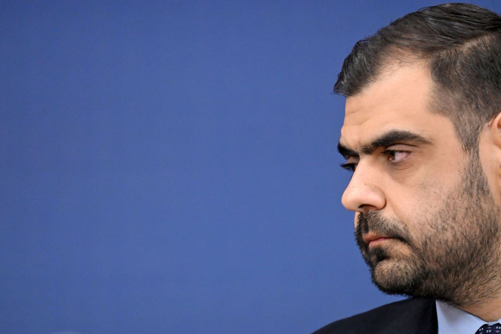 Παύλος Μαρινάκης για Ειδικό Φόρο Κατανάλωσης στα καύσιμα: Ανοικτό το ενδεχόμενο νέων μέτρων στήριξης - Η αντιπολίτευση ζητά χωρίς να κοστολογεί
