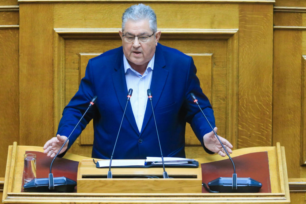Κουτσούμπας με «έγκυρες πληροφορίες»: Καταγγελίες για drones και στόχο τη Σούδα