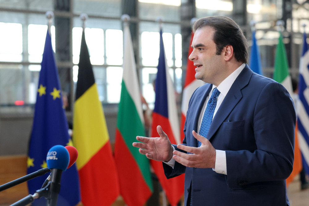 Κυριάκος Πιερρακάκης στο Eurogroup: Στρατηγική για φθηνότερη ενέργεια και σταθερή οικονομία