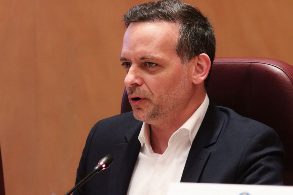 Θύελλα στο ΠΑΣΟΚ: «Με τις διαγραφές δεν βελτιώνεται η εικόνα», διαμηνύει ο Δούκας