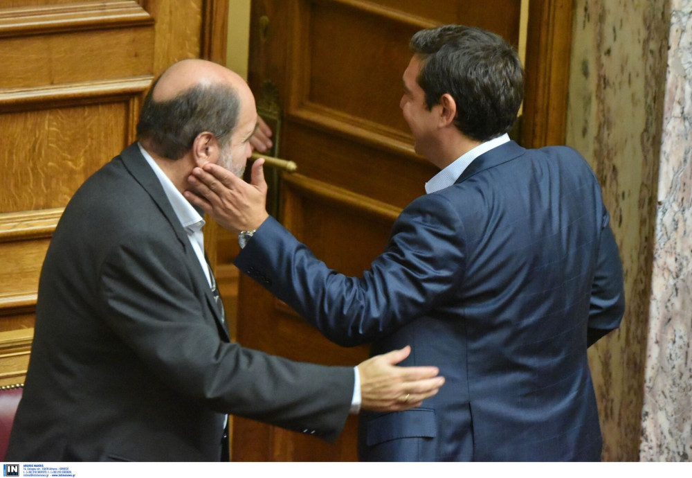 Αλεξιάδης σε Τσίπρα: Ξανασκέψου την ανάγκη για αλλαγή ρότας