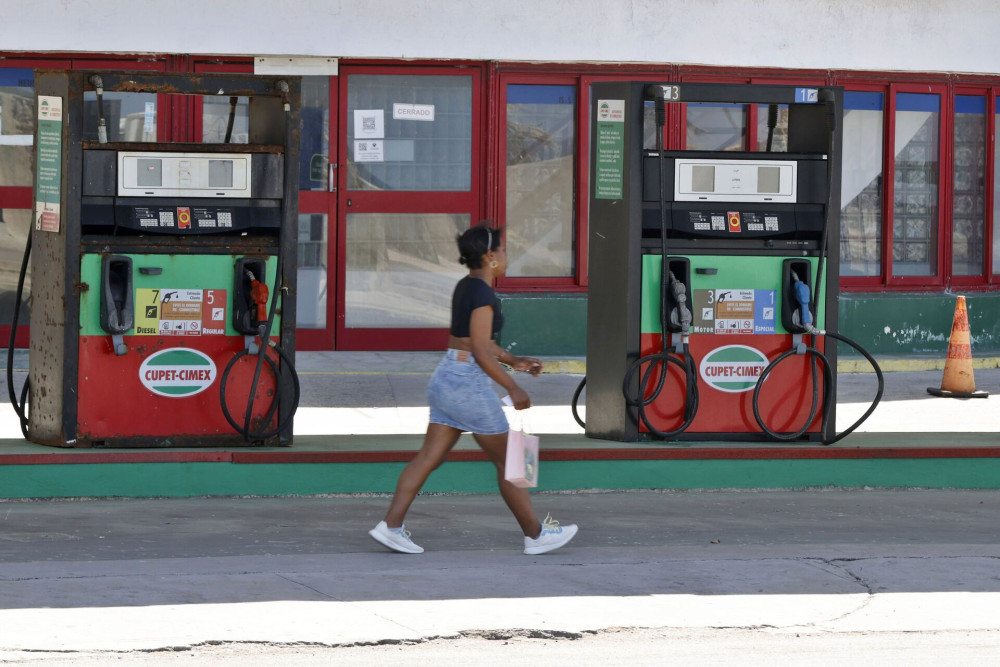Μικρή άνοδος για τις τιμές πετρελαίου - Στα 105 δολάρια το Brent