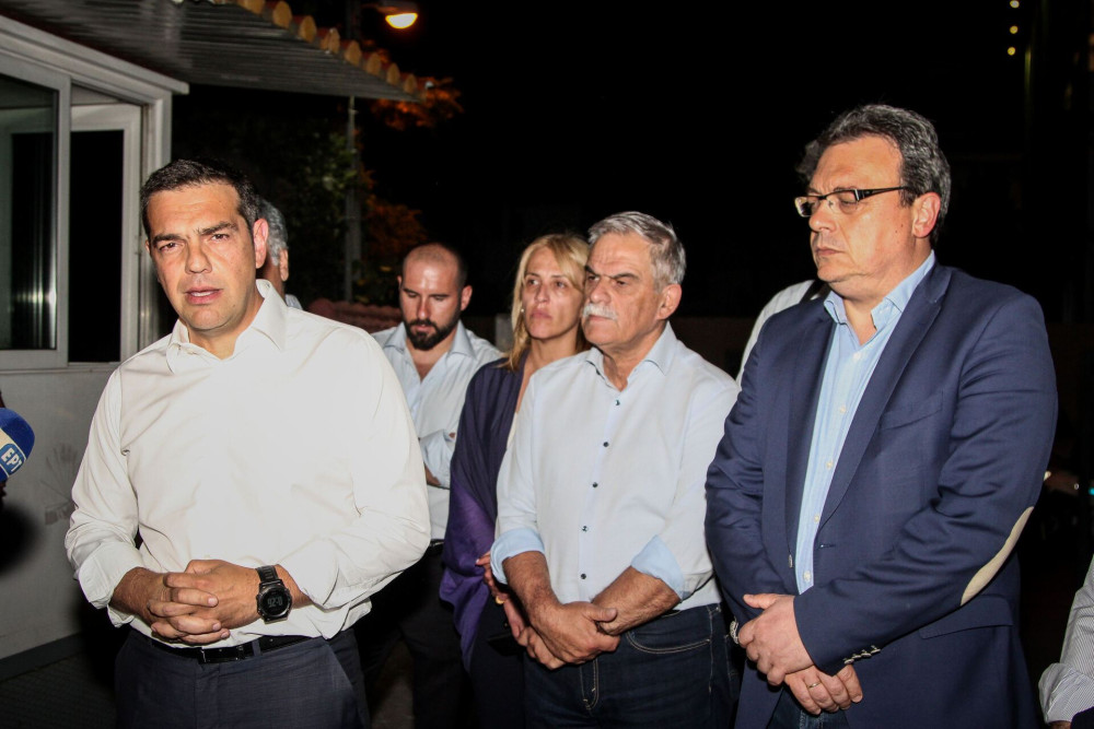 Ο Φάμελλος βγάζει από την πρίζα τον ΣΥΡΙΖΑ - Παραδόθηκε αμαχητί στον Τσίπρα