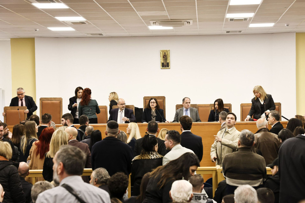 Ένταση στη δίκη για τα Τέμπη: συνεχίζεται την Τρίτη η διαδικασία