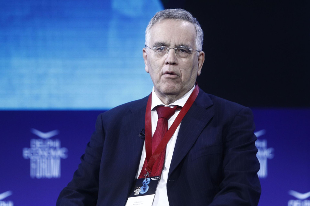 Ισίδωρος Ντογιάκος: Επίθεση κουκουλοφόρων στο σπίτι του εισαγγελέα στον Βύρωνα (video)