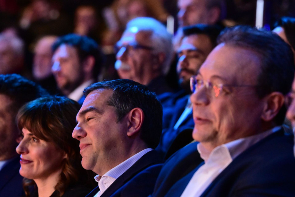 Προσφέρουν τα… κλειδιά της Κουμουνδούρου στον Αλέξη: η εισήγηση Φάμελλου και οι αντιδράσεις
