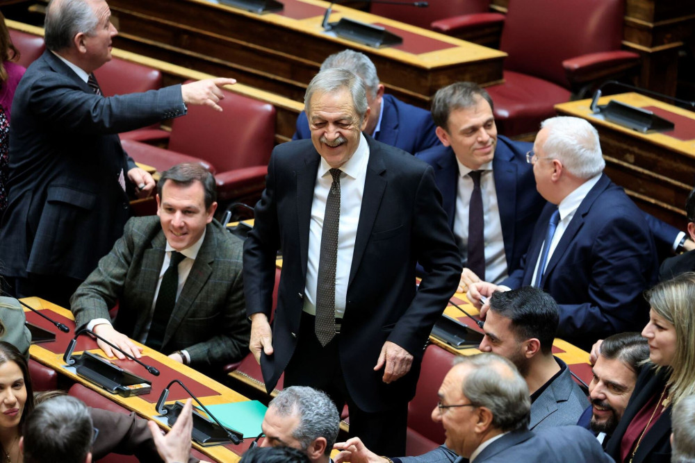 Ο Πάρις Κουκουλόπουλος εκλέχθηκε Δ’ αντιπρόεδρος της Βουλής με ευρεία πλειοψηφία