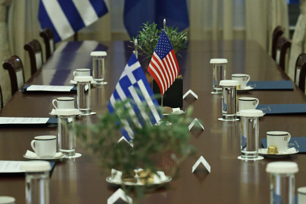 Αμερικανική πρεσβεία: συνεργασία ΗΠΑ και Ελλάδας στον τομέα της μετανάστευσης