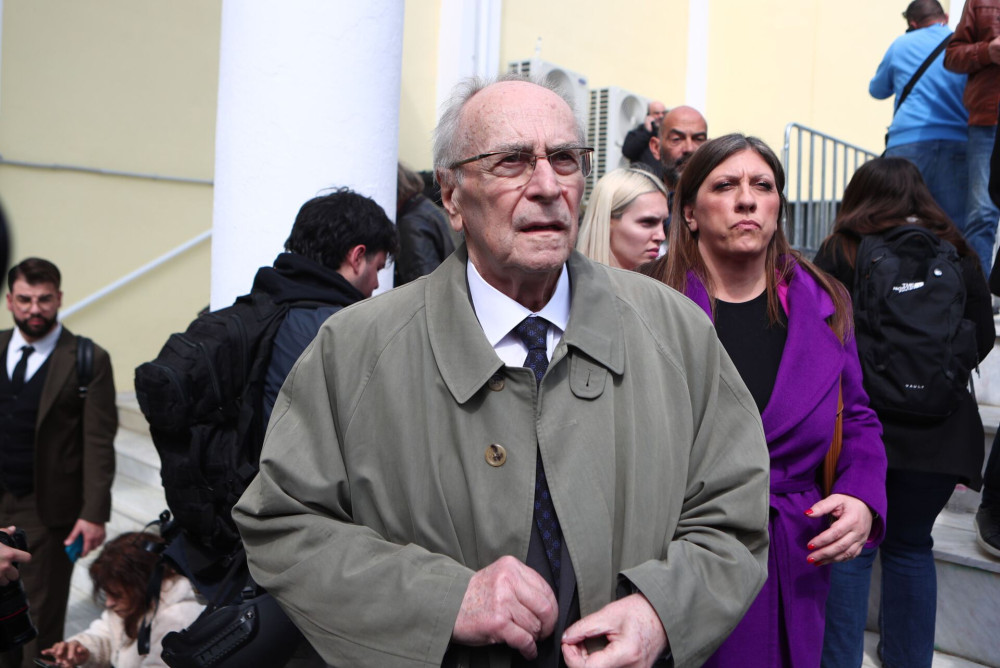 Δίκη για τα Τέμπη: Το βουβό αίτημα για λαϊκό δικαστήριο και τα όρια της θεσμικής εκτροπής