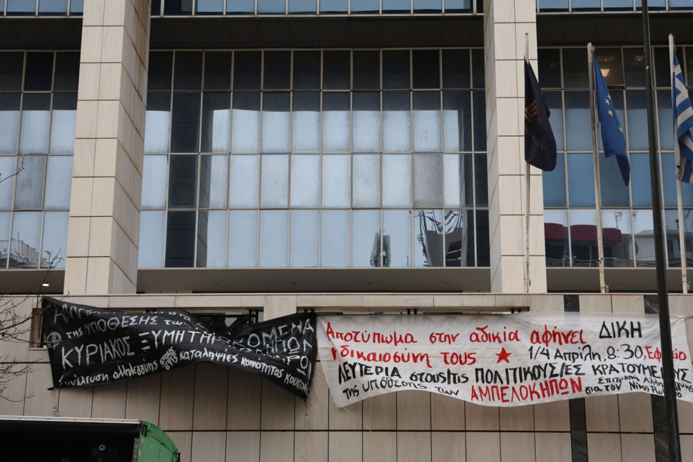 Έκρηξη στους Αμπελόκηπους: Ιδιοκτήτες σε ξενοδοχεία, δίκη σε εξέλιξη και αποκατάσταση-μαμούθ του κτιρίου
