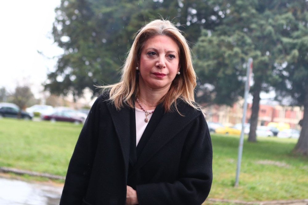 Η Καρυστιανού ξεκινάει το κόμμα της πρωταπριλιάτικα