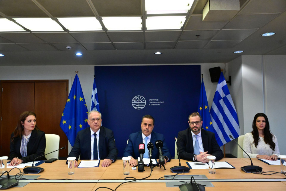 Σταύρος Παπασταύρου και Τάκης Θεοδωρικάκος ανακοίνωσαν μέτρα για μείωση του ενεργειακού κόστους της βιομηχανίας (video)