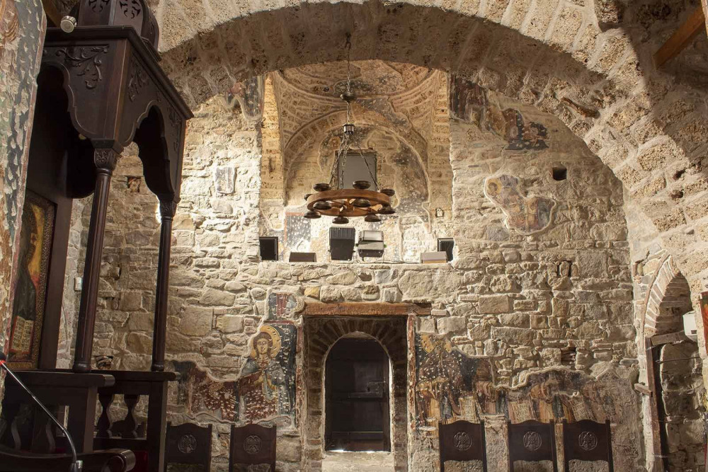 ΥΠΠΟ: συντήρηση της ξυλόγλυπτης εικόνας του Αγίου Γεωργίου στην Ομορφοκκλησιά Καστοριάς