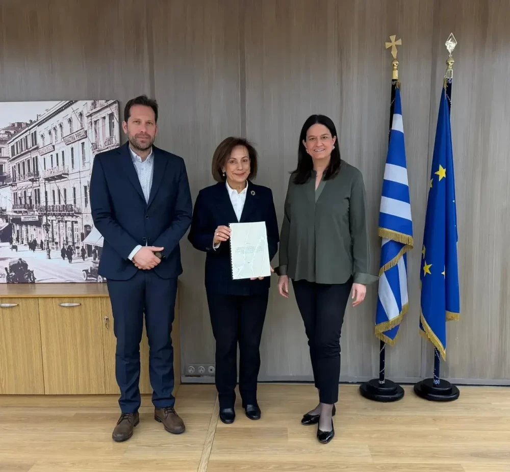 Νίκη Κεραμέως: Παρέλαβε το πόρισμα για ενίσχυση της αρχής ίσης αμοιβής μεταξύ ανδρών και γυναικών