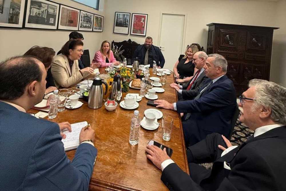 ΥΠΠΟ: συνάντηση της Μενδώνη με την ηγεσία του Παγκόσμιου Οργανισμού Εβραϊκών Αποκαταστάσεων (photos)