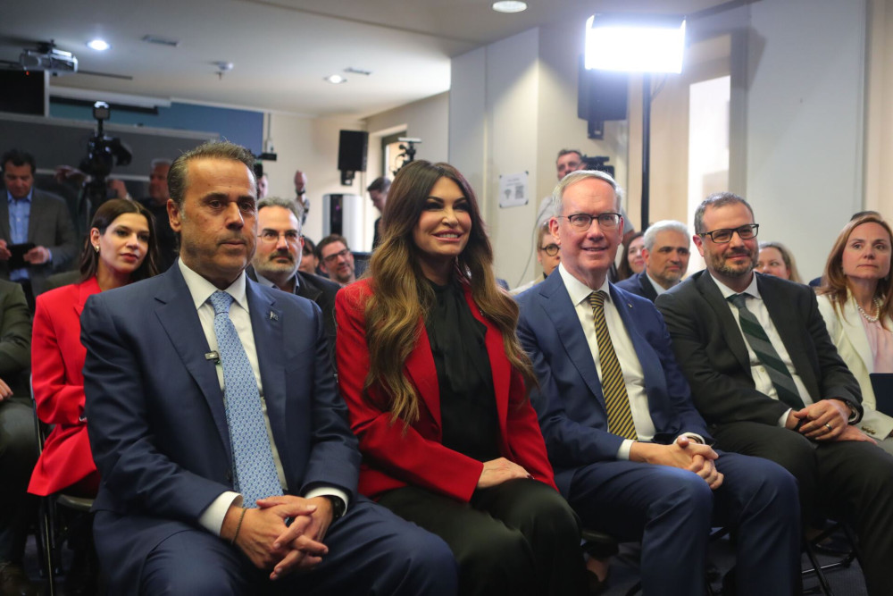 Έπεσαν οι υπογραφές για τους υδρογονάνθρακες στο Ιόνιο - Παπασταύρου: Ιστορική στιγμή