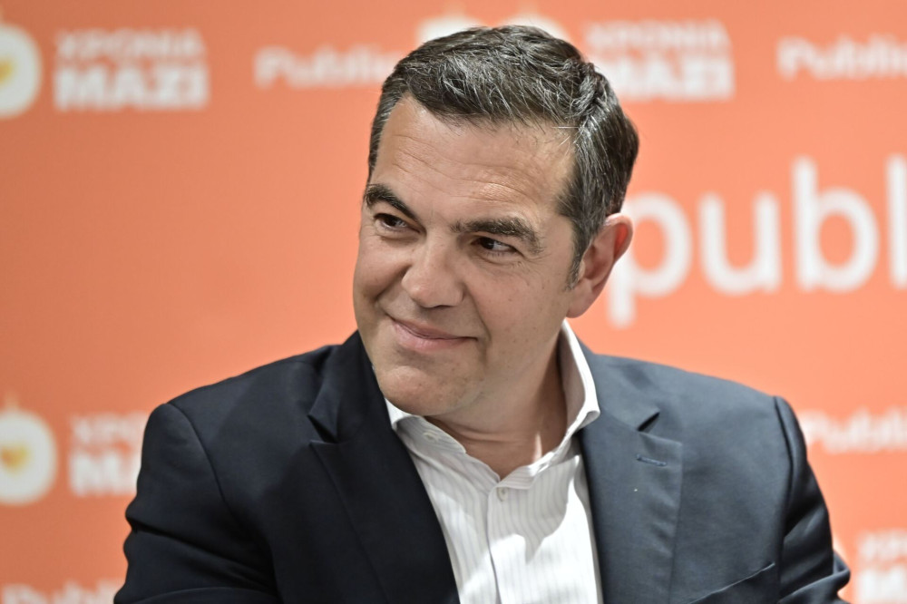 Αλέξης Τσίπρας σε ρόλο «τιμητή»: θυμήθηκε τις Πρέσπες και… ξέχασε το πολιτικό του παρελθόν