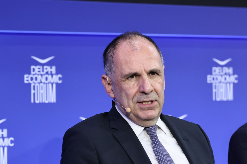 Γιώργος Γεραπετρίτης για επίθεση σε ελληνόκτητο πλοίο: Υπέστη ζημιές, δεν κατασχέθηκε από το Ιράν