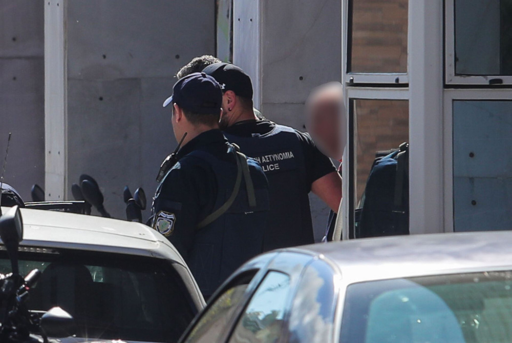 Προφυλακιστέος ο 89χρονος για τους πυροβολισμούς σε ΕΦΚΑ και Εφετείο
