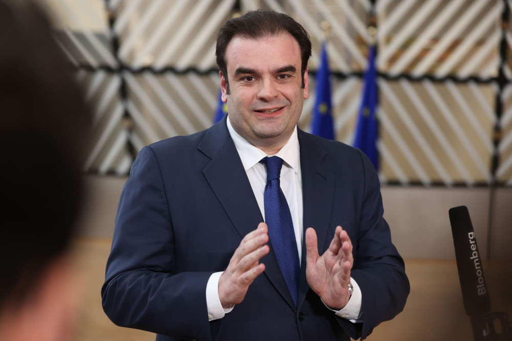 Στην Ουγγαρία ο Κυριάκος Πιερρακάκης - Θα συναντηθεί με τον πρωθυπουργό Πέτερ Μαγιάρ