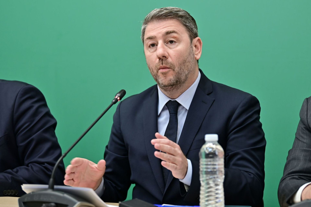 Οι δημοσκοπήσεις και ο νεοαυριανισμός του Ανδρουλάκη: τοξικότητα και χυδαίες επιθέσεις