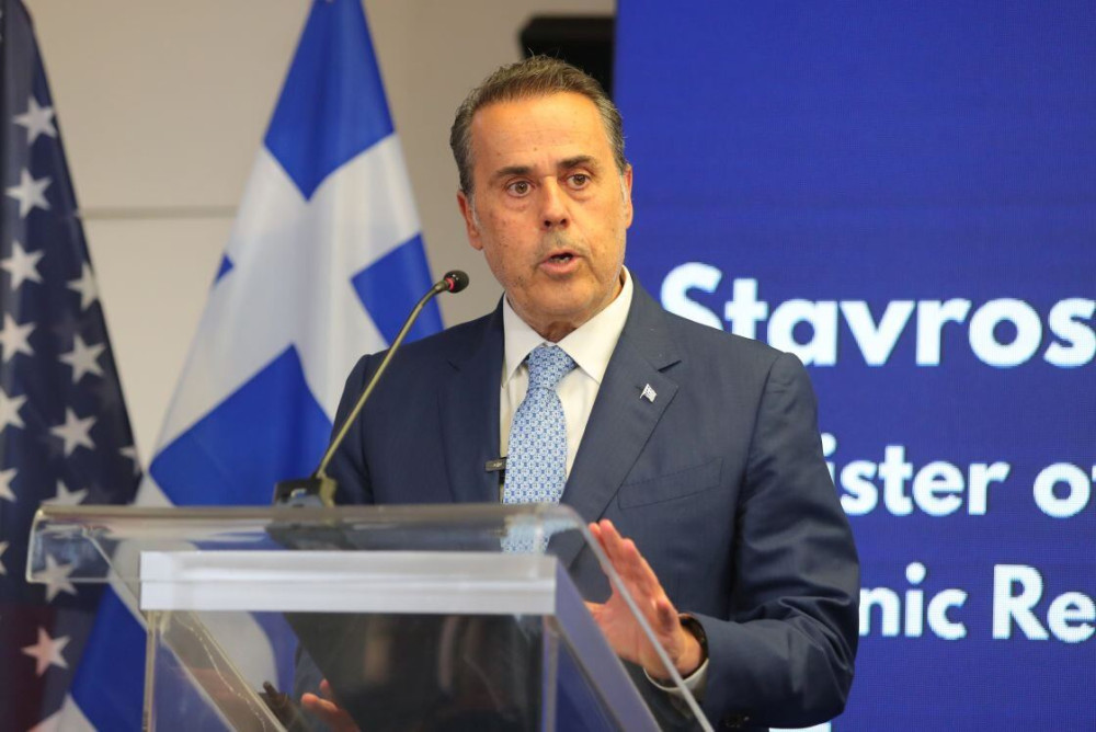 Συνάντηση Σταύρου Παπασταύρου με τον Αμερικανό υπουργό Ενέργειας, Κρις Ράιτ στην Κροατία