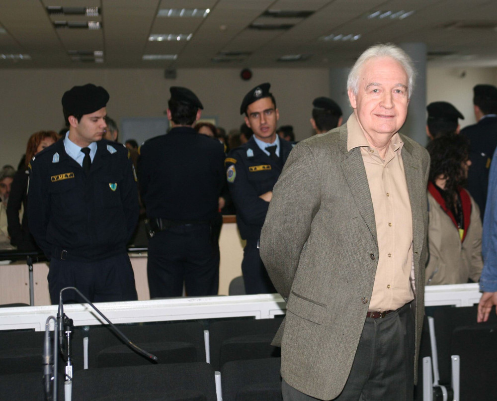 O  Άρειος Πάγος  μελετά το ενδεχόμενο αναίρεσης της αποφυλάκισης του Αλέξανδρου Γιωτόπουλου
