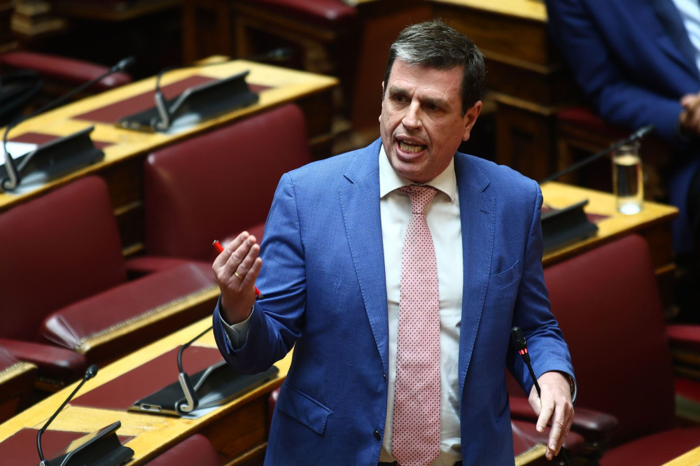 Δημήτρης Καιρίδης: Η Μέση Ανατολή σε τεντωμένο σχοινί - Ο κίνδυνος από τα Στενά του Ορμούζ και η «παγωμένη» κρίση