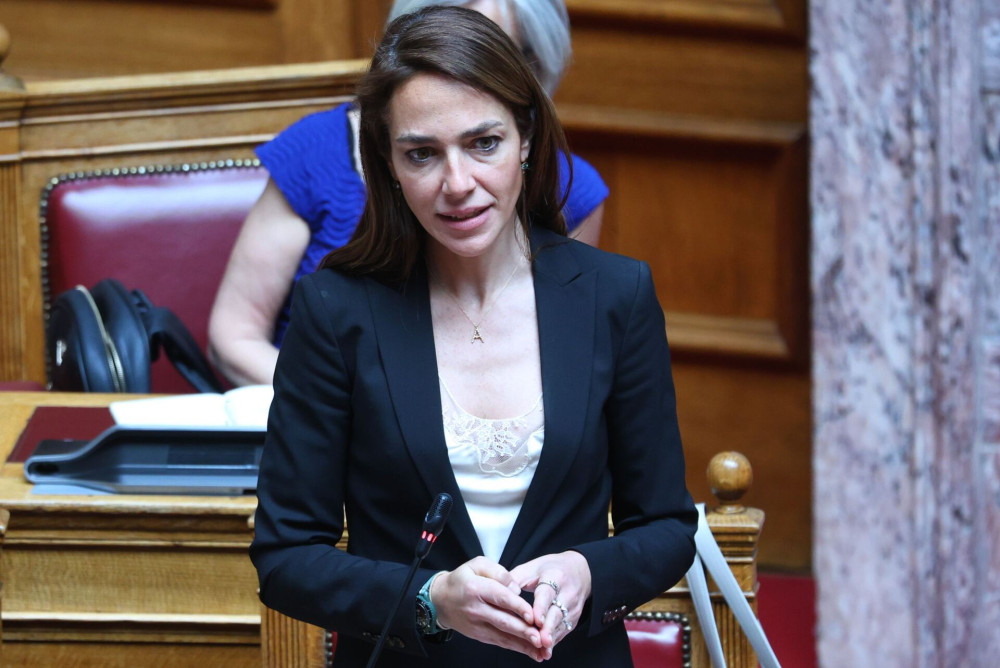 Δόμνα Μιχαηλίδου: Ανοίγει σήμερα για τους γονείς η πλατφόρμα των «Νταντάδων της Γειτονιάς» (video)