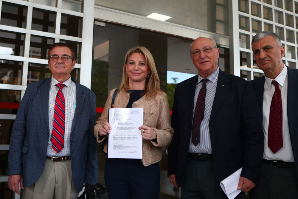 Η Καρυστιανού κατέθεσε στον Άρειο Πάγο την ιδρυτική διακήρυξη του κόμματος
