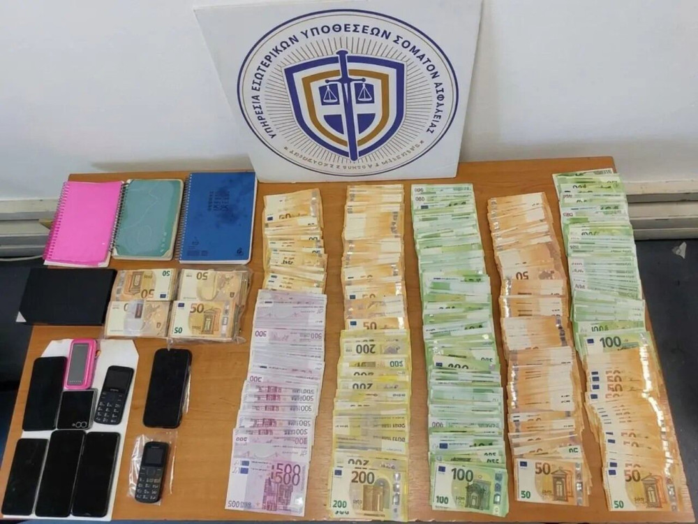 Έφοδος των «Αδιάφθορων» σε πολεοδομίες της Αττικής - Ταρίφες έως 30.000 ευρώ για «διευθετήσεις»