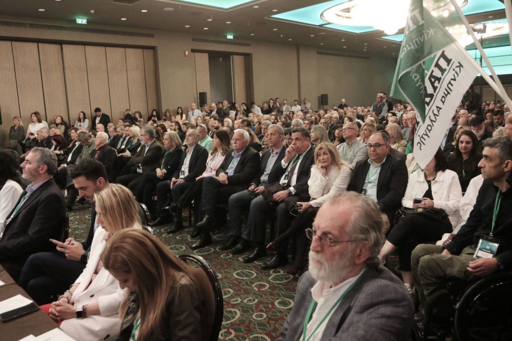 Μάνος Βουλαρίνος για ΠΑΣΟΚ: «Πάει για το χάλκινο μετάλλιο» (video)