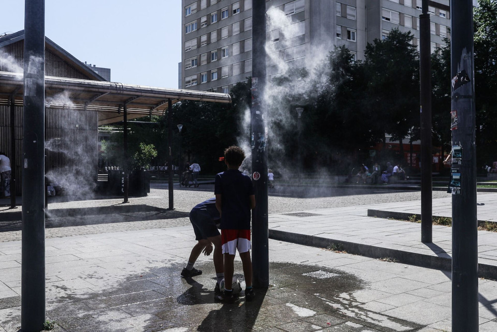 Νέο κύμα καύσωνα στην Ευρώπη: στο «κόκκινο» Ηνωμένο Βασίλειο, Γαλλία και Ισπανία