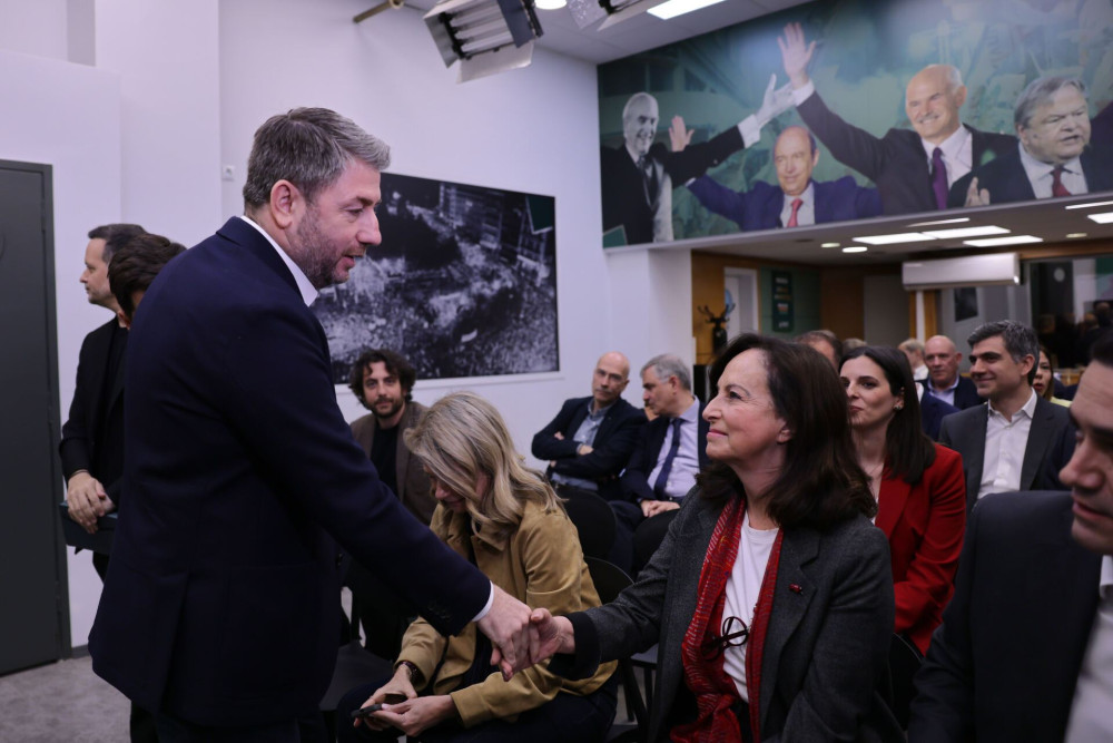 Οι δύο ψυχές του ΠΑΣΟΚ και η άφαντη ψυχή του Νικόλα