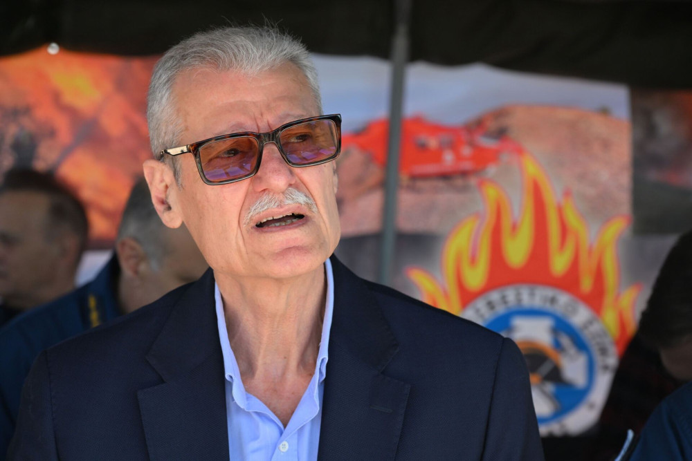 Ευάγγελος Τουρνάς: Σε κατάσταση συναγερμού η χώρα - Μελτέμια και καύσωνες «φουντώνουν» τον κίνδυνο
