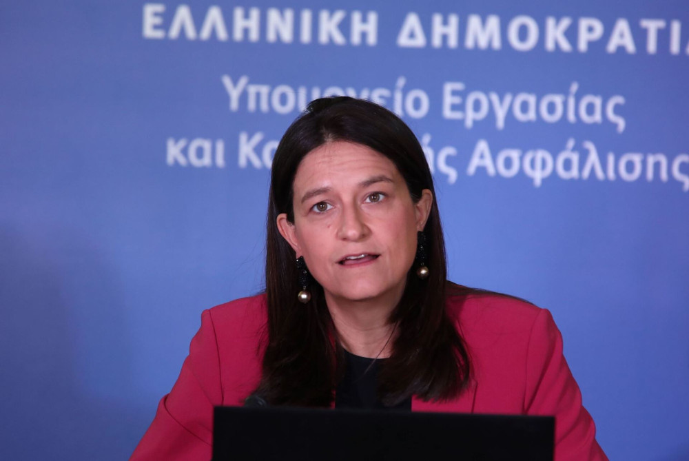 Τέσσερις νέες Σχολές Μαθητείας της ΔΥΠΑ - Νίκη Κεραμέως: «Σπουδάζεις, δουλεύεις, πληρώνεσαι»