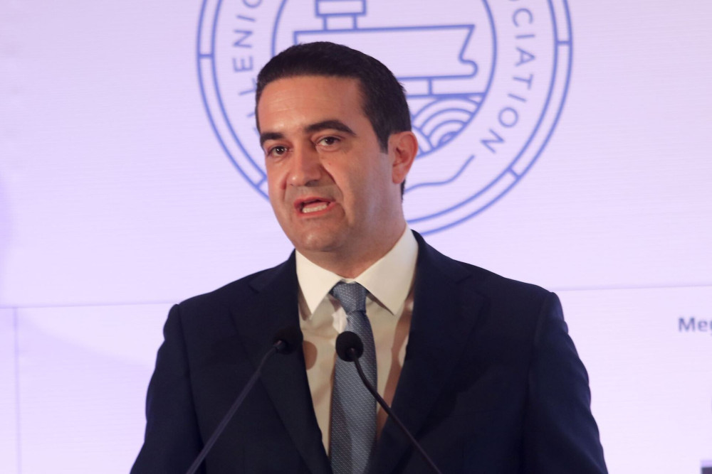 Τυφώνας… Κατρίνη χτύπησε το καράβι του ΠΑΣΟΚ