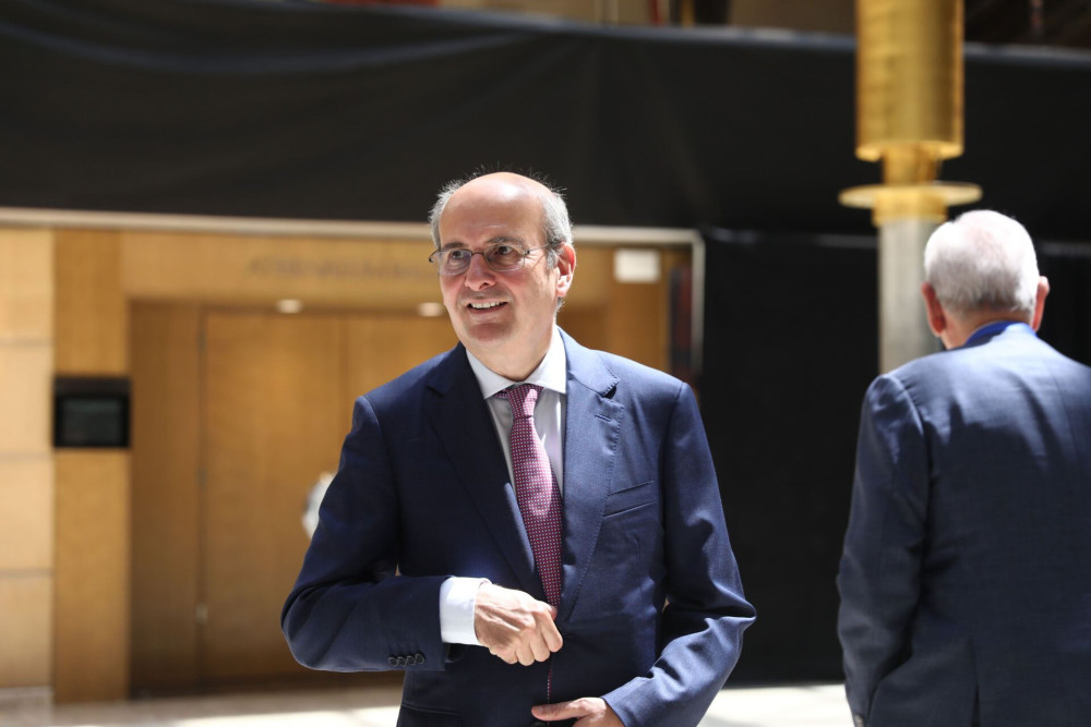 Κωστής Χατζηδάκης: Έως 1.500 θέσεις εργασίας από το data center στην Κοζάνη