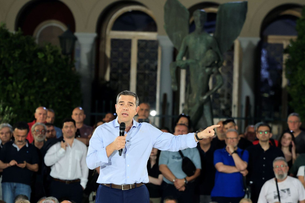 Η ΕΡΤ ακολουθεί κατά πόδας το κόμμα του ΕΛΑΣίτη Αλέξη Τσίπρα